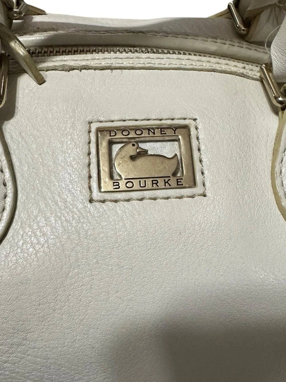 Dooney & Bourke Dillen Pebble Leather Satchel Barrel Doctor Bag - Picture 4 of 16